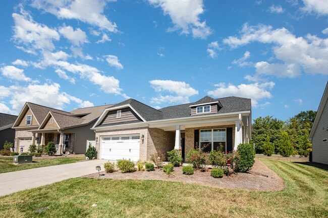 Photo - Immaculate, Low Maintenance Home with Beau...