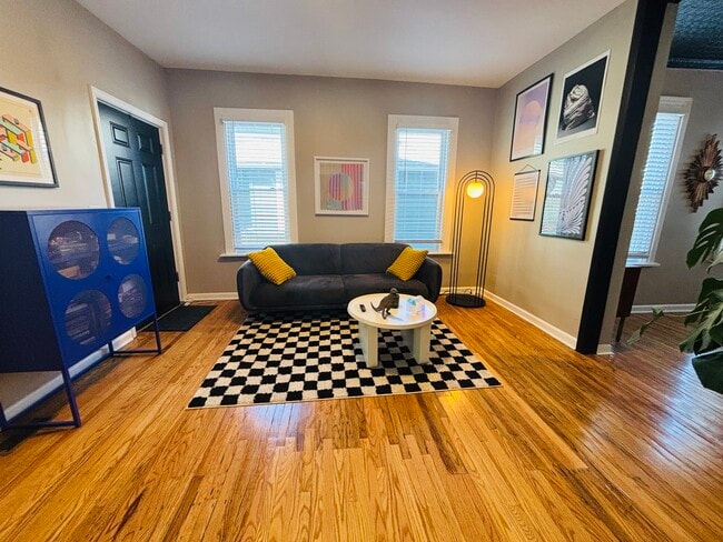 Photo - 72 - .5 Hickory St