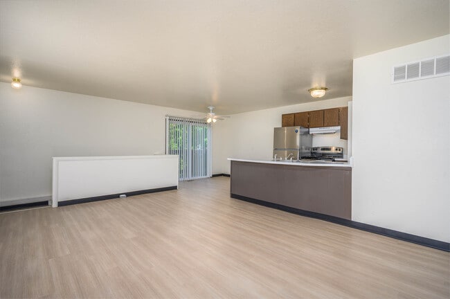 Brookshires Townhomes