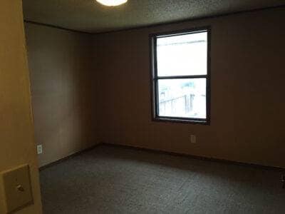 Photo - 3131 33rd St NE