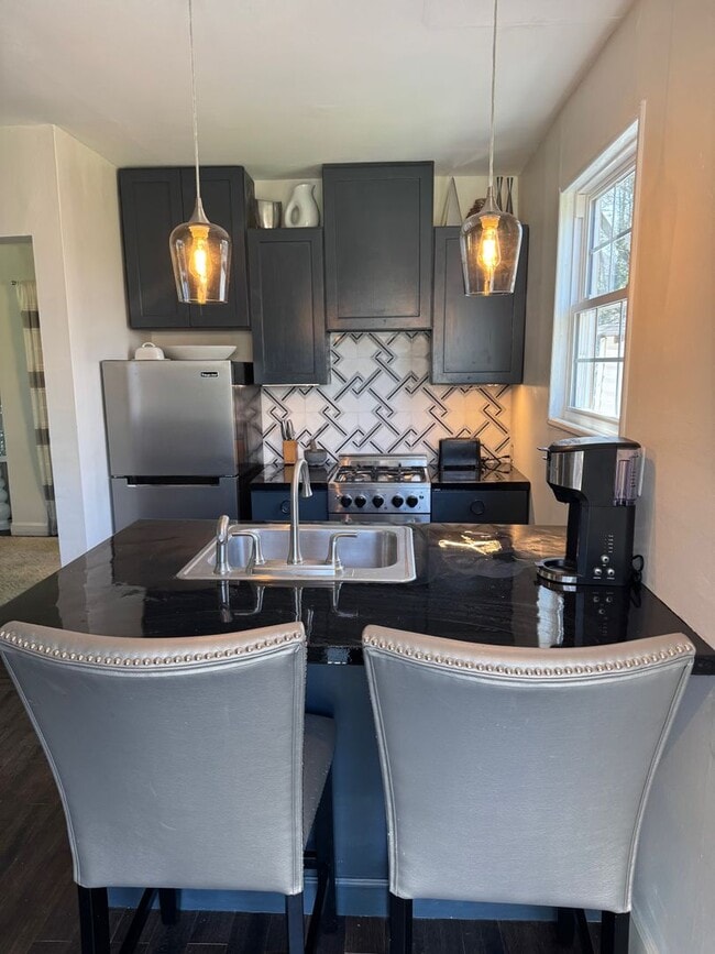 Photo - Adorable Garage Apartment Living in the Riverside Community