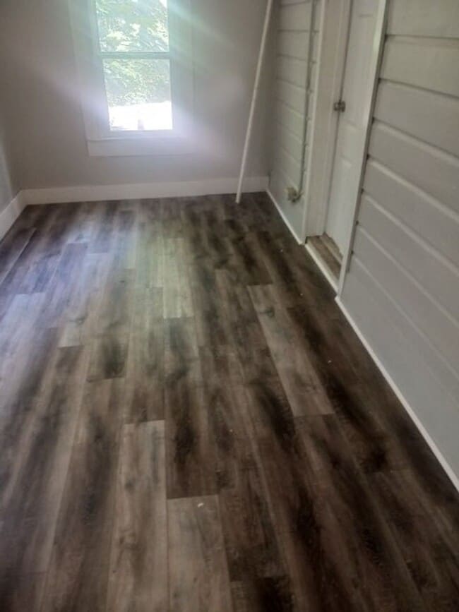 Building Photo - 1515 Woodland Ave Rental