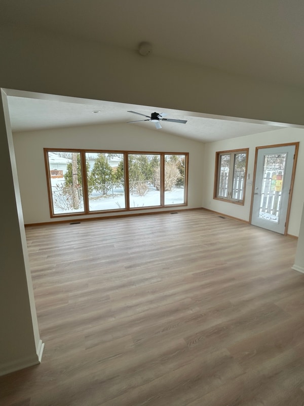 Photo - 402 Elmwood Dr