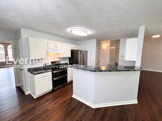 Photo - 3-Bed/2-Bath Home with Attached Garage/ Available Now!
