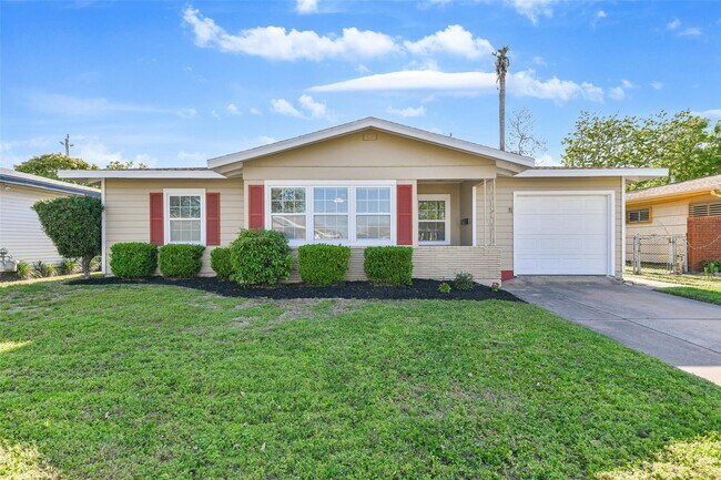 Photo - 11 Lyncrest Dr