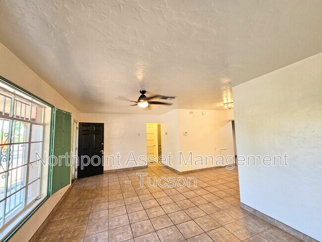 Photo - 2348 E Drachman St