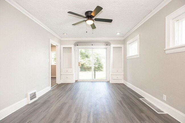 Photo - 3 BED 1 BATH BEAUTIFUL SINGLE HOME!