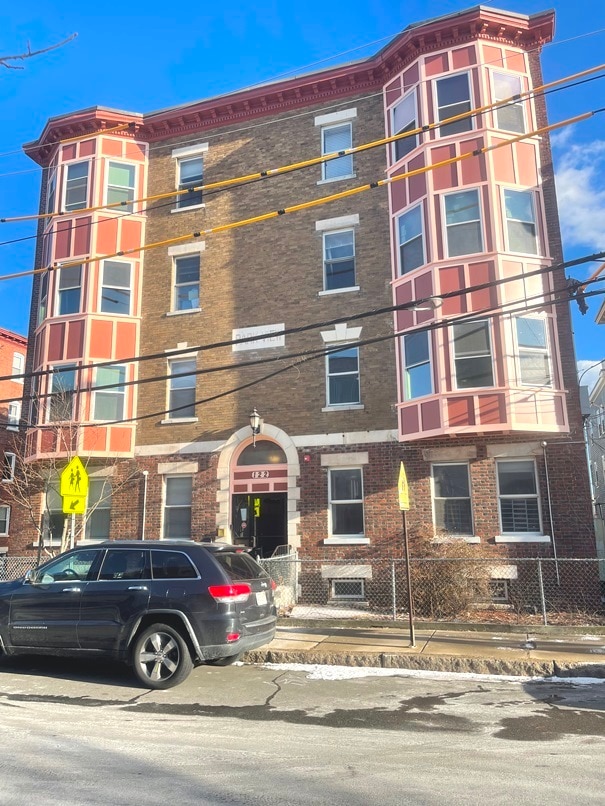Photo - 96 Berkshire St Unidad 2 1A