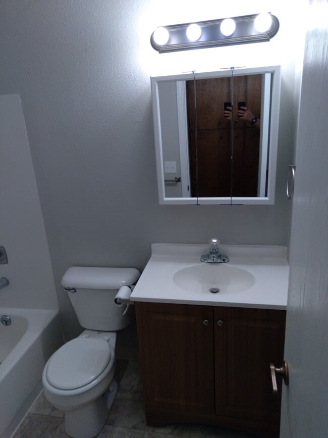 Unit 6 - 620 7th St
