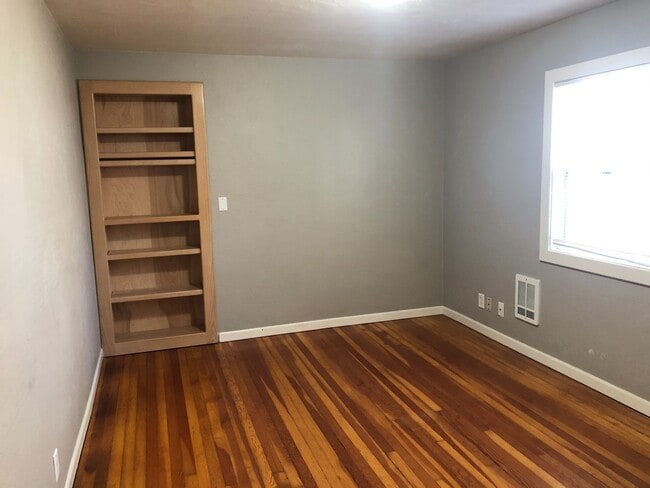 Photo - Cute 1 bedroom apartment in a great neighborhood!