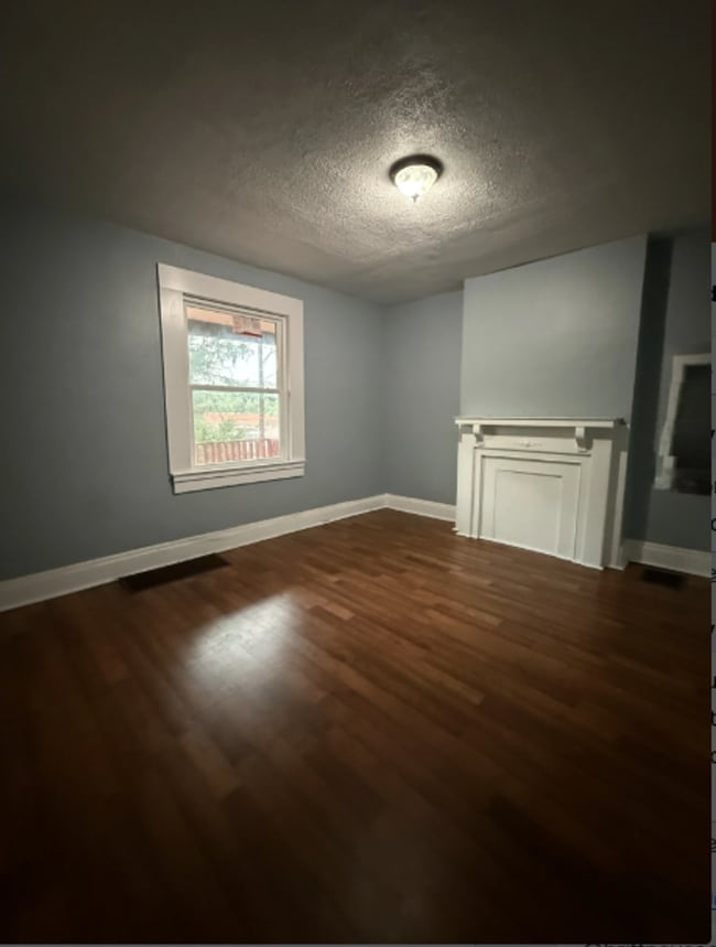 Photo - 7656 Highland Ave