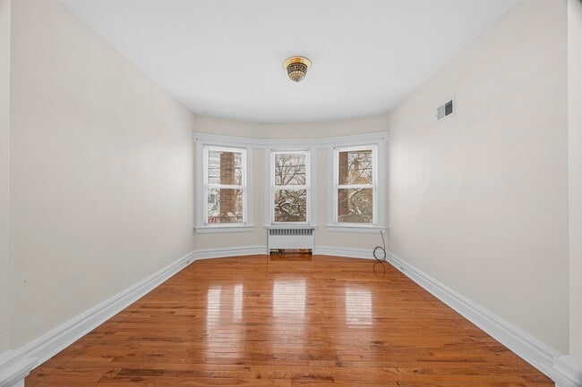 Photo - 287 Hornblower Ave Unit 1F