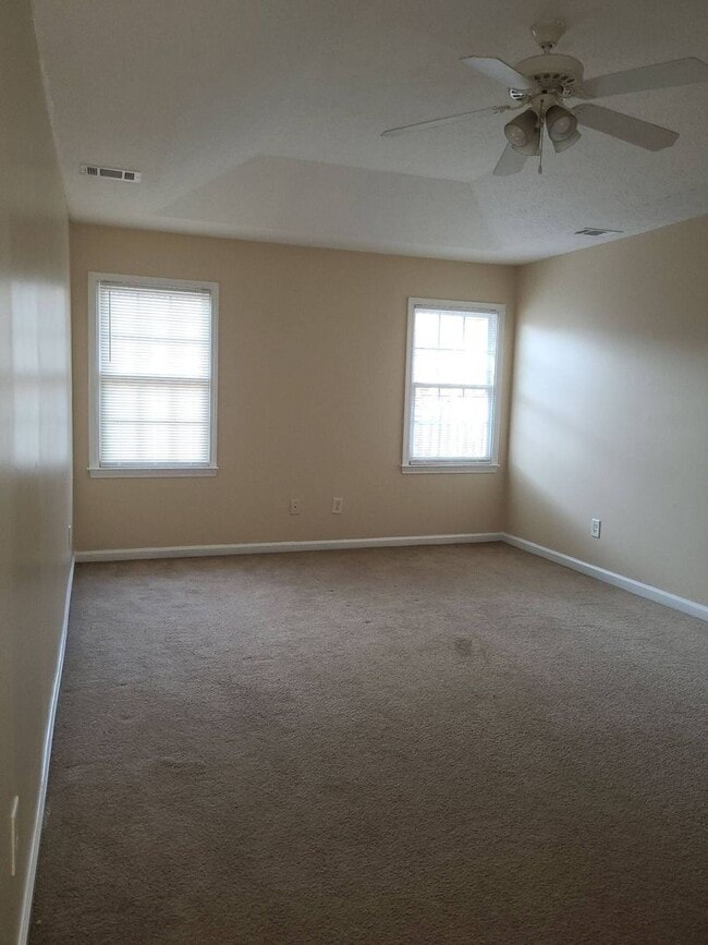 Photo - 4 BR 2Ba