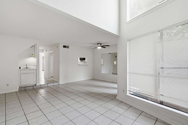 Photo - 11217 Briar Forest Dr