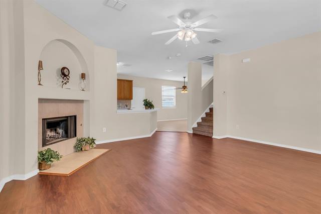 Photo - 10217 Pear St