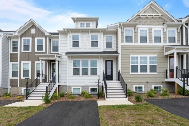 Building Photo - 2232 Leeham St Unit A