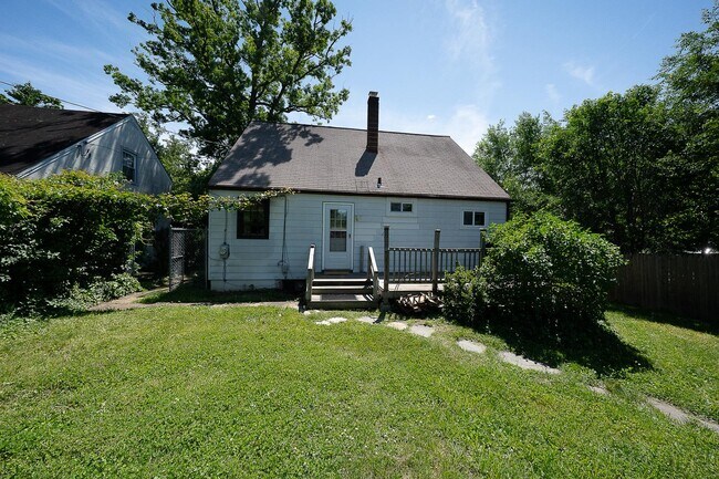 Photo - 35 Eastwood Rd