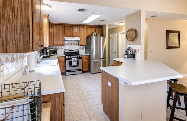 Photo - 12900 Medina River Way