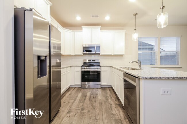 Photo - 1009 Mission St