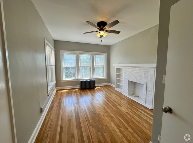 Building Photo - 4908 N Saint Louis Ave Unit 3N Rental