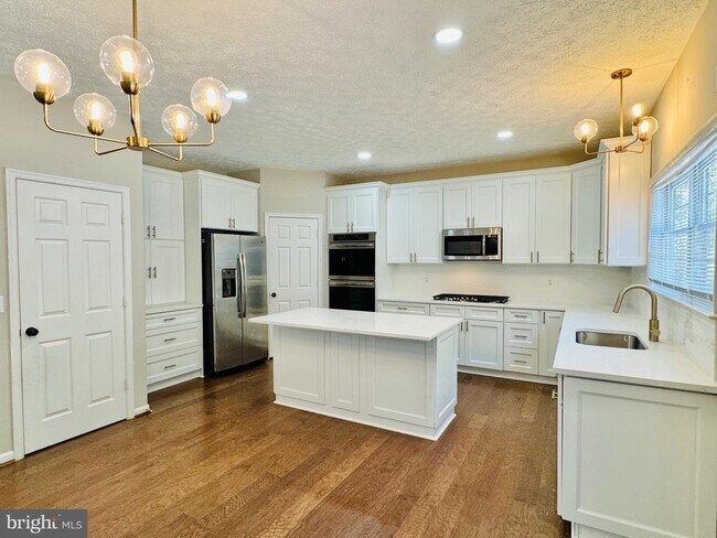 Photo - 52 Lightfoot Dr