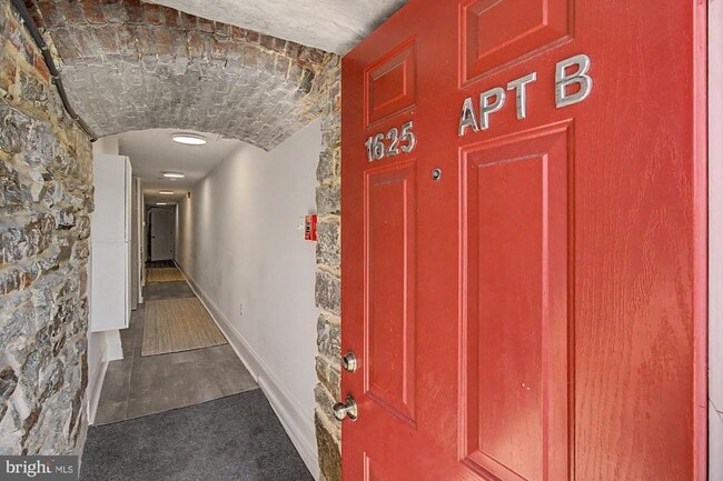 Photo - 1625 St Paul St Unit B