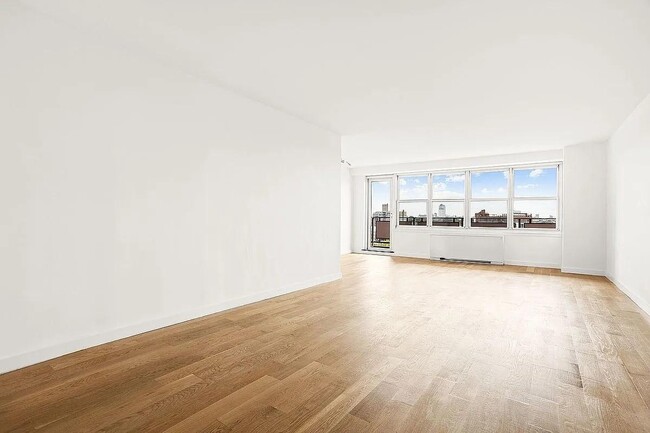 Building Photo - 135 Ocean Pkwy