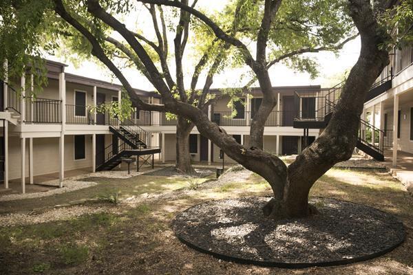 Photo - 1720 Woodward St Unidad d1