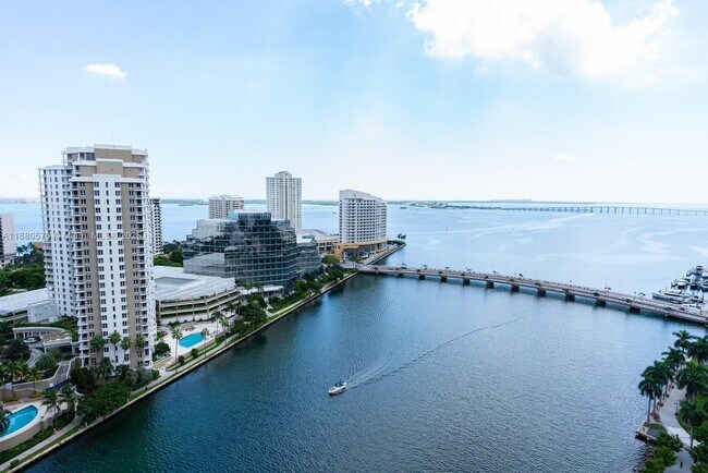 Photo - 495 Brickell Ave Unidad 2102