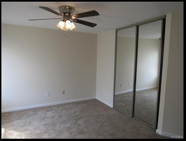 Building Photo - 1413 Kemper Street