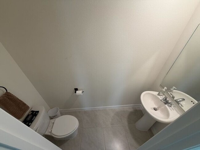 Photo - Stylish 3 ed 3 bath townhome in Apopka!!