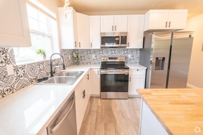 Building Photo - Mason/Vancouver Unit 208 Rental