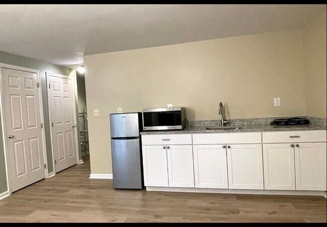 13118 Ashnut Ln