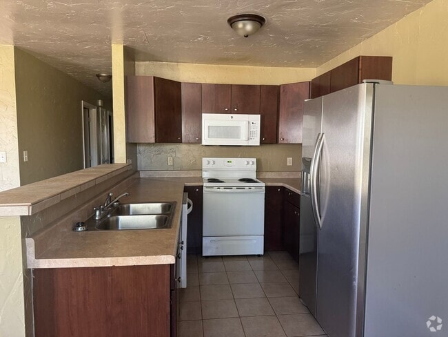 Building Photo - 570 Sterling Price St Unit 501 Rental