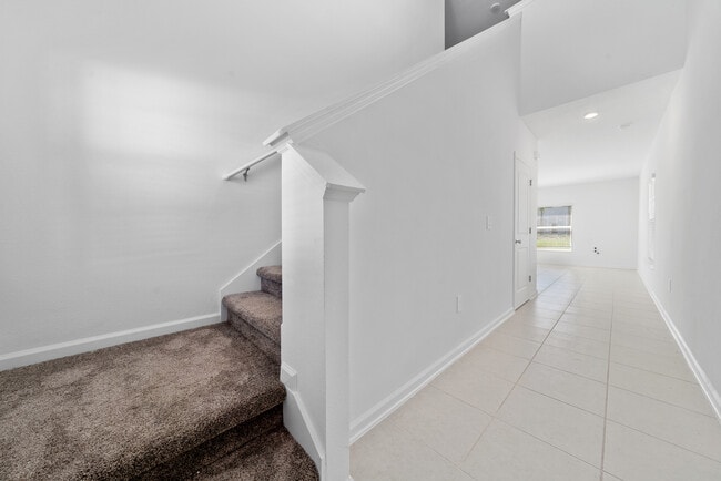 Photo - 5858 Le Marin Wy