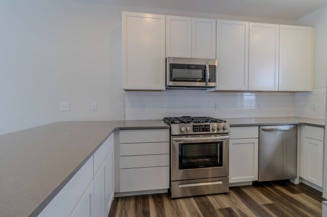 Photo - 1502 Simsbury St Unit 1502 Simsbury #3