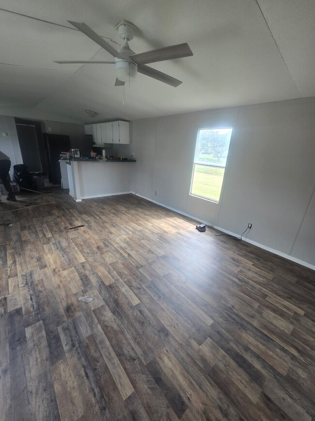 Building Photo - 1344 SC-57 Rental