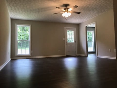 Photo - 472 Crossfield Way