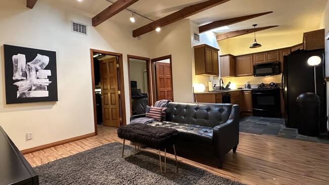 Photo - 26065 Adamor Rd House