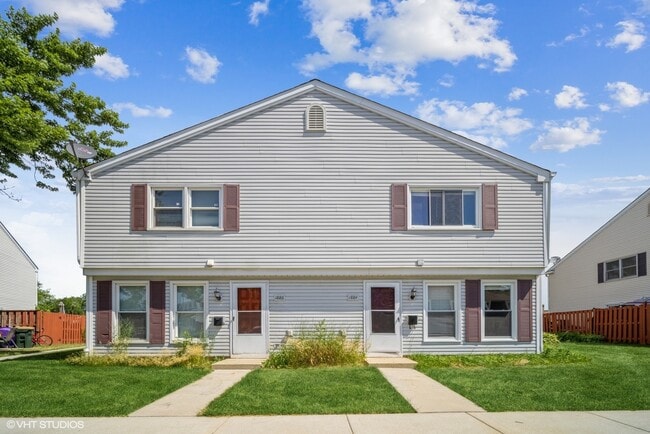 Building Photo - 1884 Jamestown Cir Rental