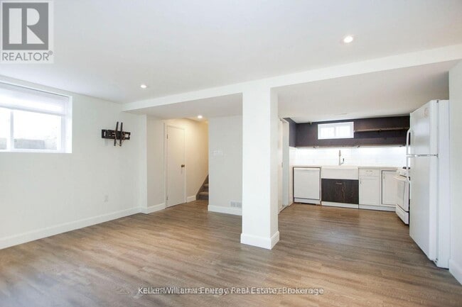 Photo - 54 Chadburn St