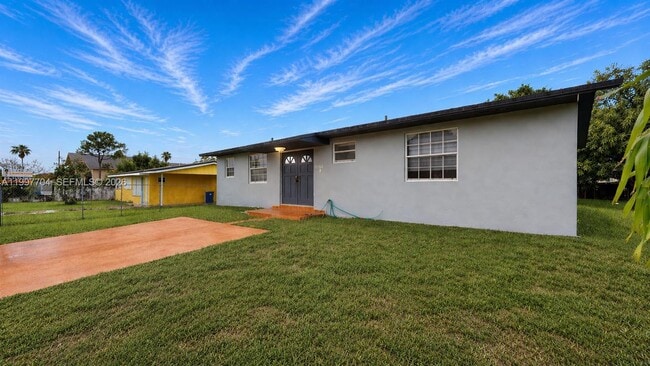 Building Photo - 21450 SW 109th Ct