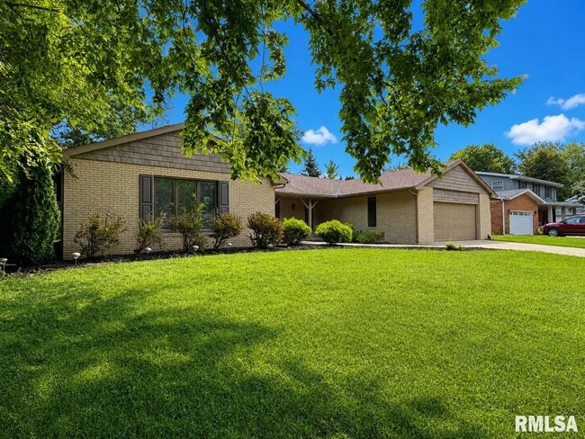 Photo - 122 W Morningside Dr