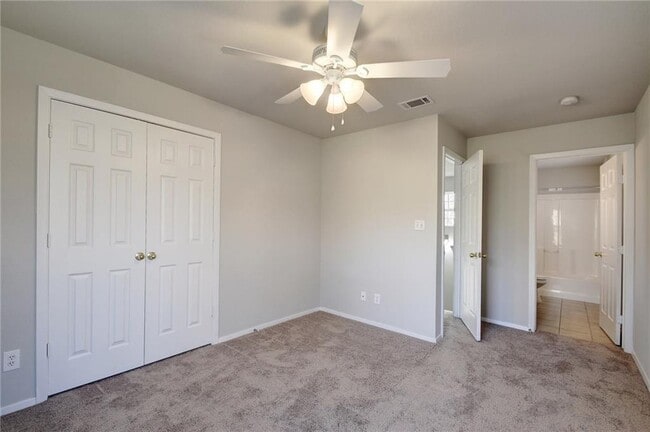 Photo - 2206 Pennsylvania Ave