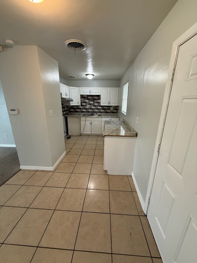 Photo - 1032 Cadillac Dr
