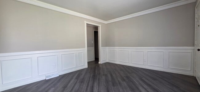 21222 Audrey Ave