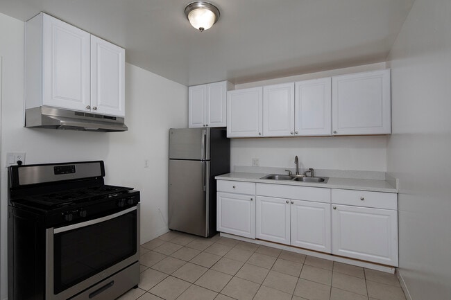 Photo - Ocean Palms Apartments