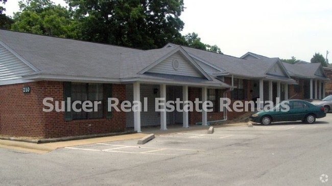 Building Photo - East Nettleton Apartments - Washer &amp; D...