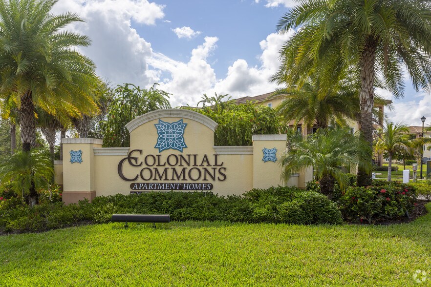 Colonial Commons Apartments For Rent in Fort Myers, FL