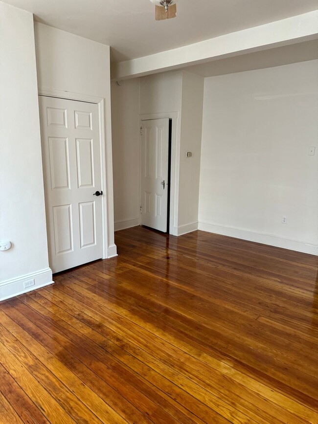 Photo - 24 N 8th St Unit 1st FL Front